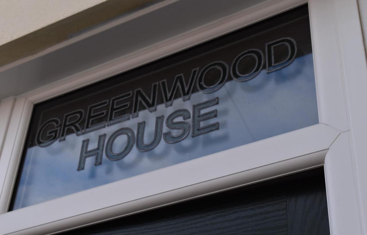 Greenwood Guest House, Уеймут Екстериор снимка
