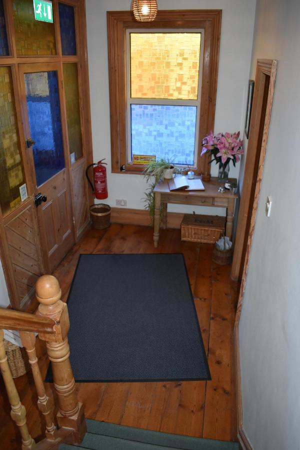 Greenwood Guest House, Уеймут Екстериор снимка