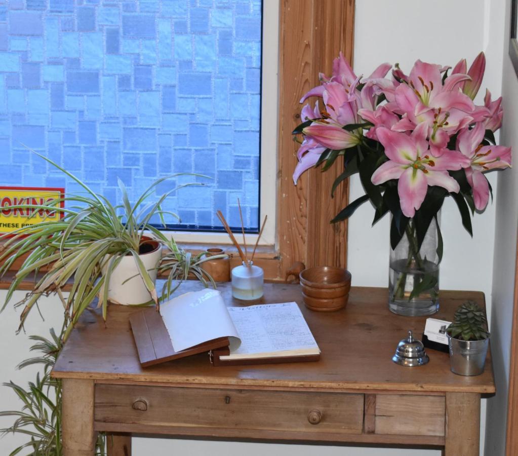 Greenwood Guest House, Уеймут Екстериор снимка